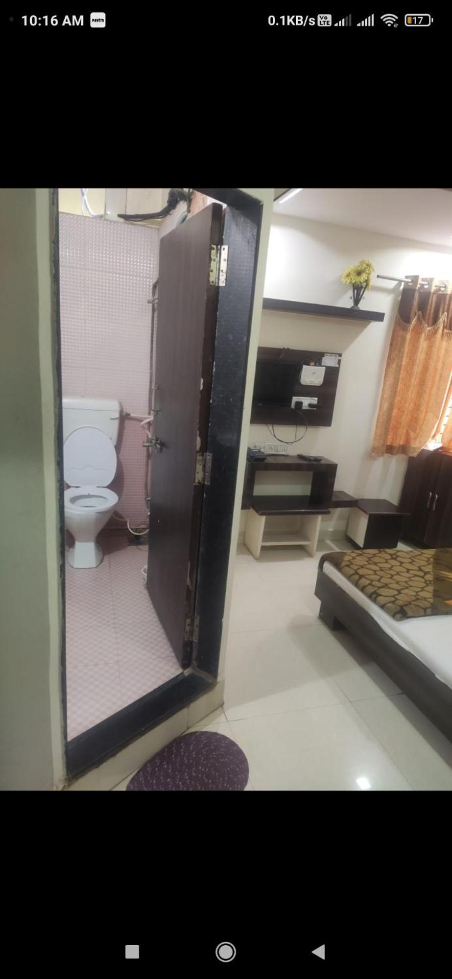 Hotel Vrandavan Palace Near Mahakal Temple Ujjain Room photo